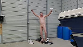 Play Kevin yardley rides his wakeboard naked and masturbates