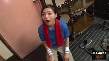 play 日本热快递女孩性交时间停止