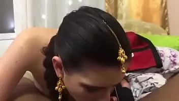 Oynat Kim bu tip gibi sikimi emmek ister