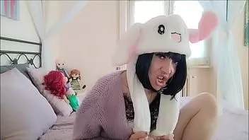 播放 Chantal 穿上纸尿裤就很性感