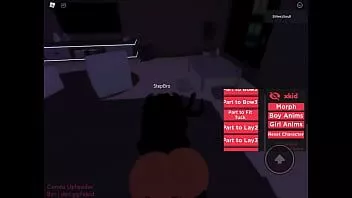 play Fata diavolului Roblox dă cap și se trage cu păsărică