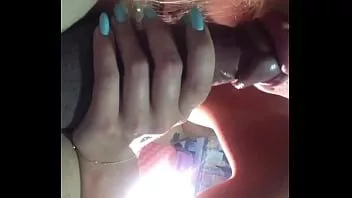 تشغيل أنا أمتص صديقي في الفندق وهو يلعق شفتي