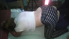play Thong মধ্যে ল্যাটিনা অপেশাদার ডগি শৈলী মধ্যে Fucked পায়