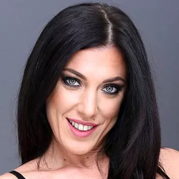 Actrita Sabrina Ice